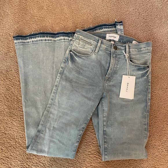 FRAME Le Pixie High Flare in Pati - Picture 3 of 5